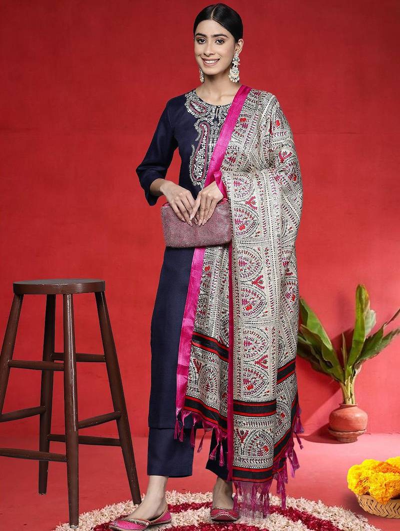 Women Paisley Embroidered Kurta with Trousers & Dupatta
