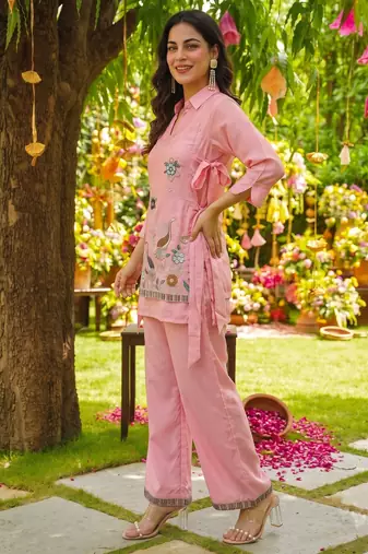 Peach embroidered heavy viscose kurta palazzo set with embroidered jacket