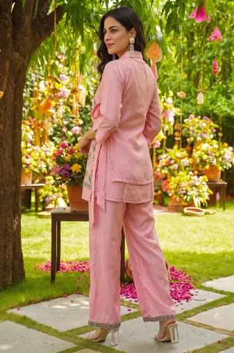 Peach embroidered heavy viscose kurta palazzo set with embroidered jacket