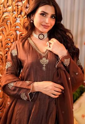 Coffee smart readymade fancy graceful suit  3