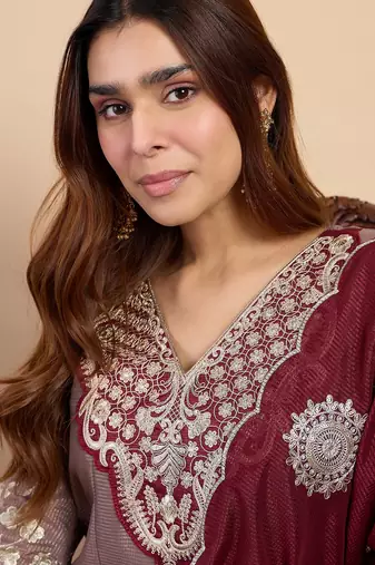 Grey silk blend fabric embroidered work fancy kurta set