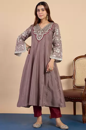 Grey silk blend fabric embroidered work fancy kurta set