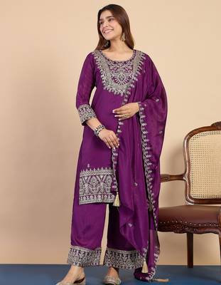 Purple silk blend fabric embroidered work fancy kurta set 1