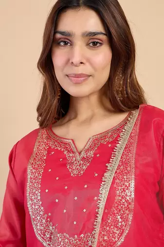 Pink silk blend fabric embroidered work fancy kurta set