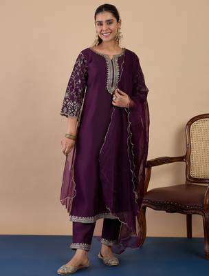 Wine silk blend fabric embroidered work fancy kurta set 1