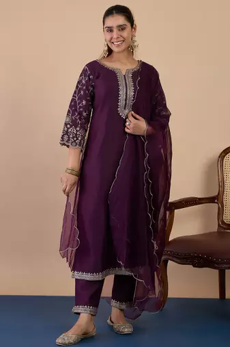 Wine silk blend fabric embroidered work fancy kurta set