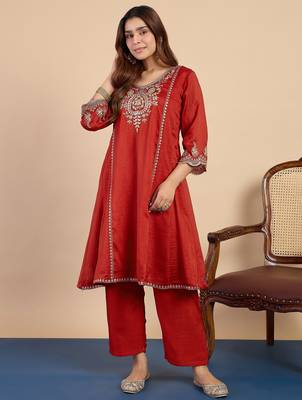Rust silk blend fabric embroidered work fancy kurta set 4