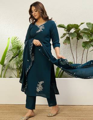 Navy blue roman silk fabric embroidered work fancy kurta set 2