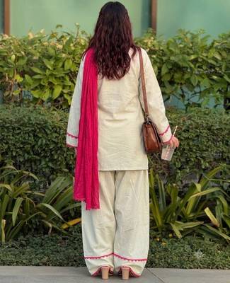 Off white beautiful Kurta set 2