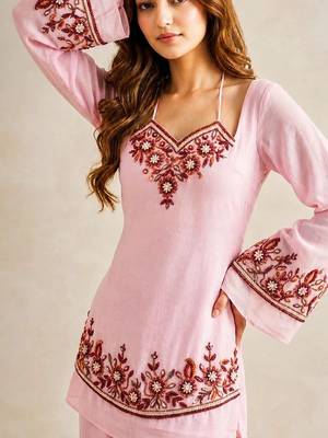 Pink color beautiful designer attire for glamorous party looks 3