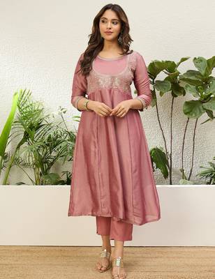 Pink vichitra embroidered ethnic readymade suit  4
