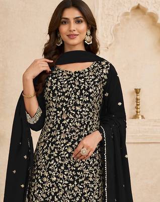 Black color beautiful embroidered georgette fabric ceremonial suit 2
