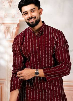 Maroon color stylish woven designer graceful festive kurta payjama for men 3