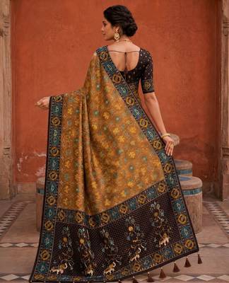 Coffee color patola silk woven meenakari jacquard designer saree for rich traditional saree 2