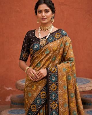 Coffee color patola silk woven meenakari jacquard designer saree for rich traditional saree 3