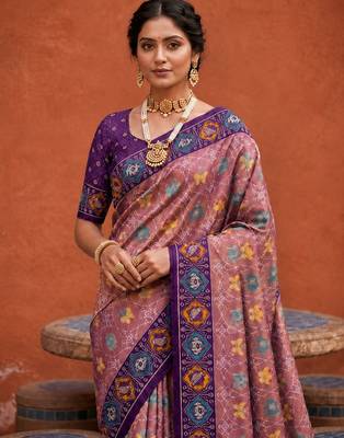 Purple color patola silk woven meenakari jacquard designer saree for rich traditional saree 3