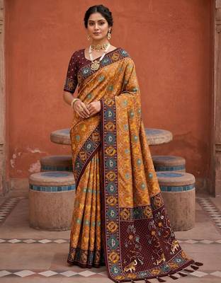 Maroon color patola silk woven meenakari jacquard designer saree for rich traditional saree 1