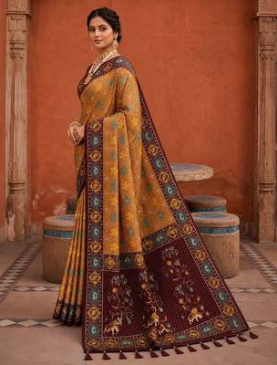 Maroon color patola silk woven meenakari jacquard designer saree for rich traditional saree 4
