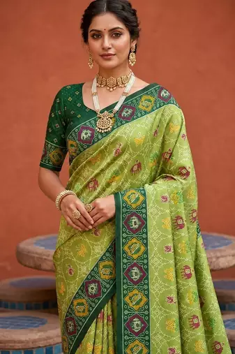 green color patola silk blend woven meenakari jacquard designer saree for rich traditional saree