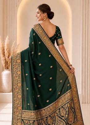 Green color banarasi silk fabric woven jacquard designer partywear saree 2