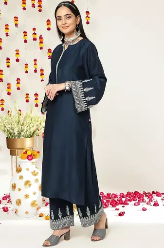 Ethnic Motifs Zari Embroidered Regular Kurta With Trousers & With Dupatta