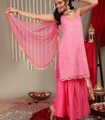 Women Zari Detail Kurta & Trousers With Dupatta