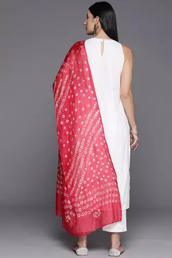Boat Neck Sleeveless Straight Pure Cotton Kurta Set With Dupatta