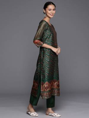 Ethnic Motifs Printed Sequinned Chanderi Cotton Kurta with Trousers & Dupatta 6