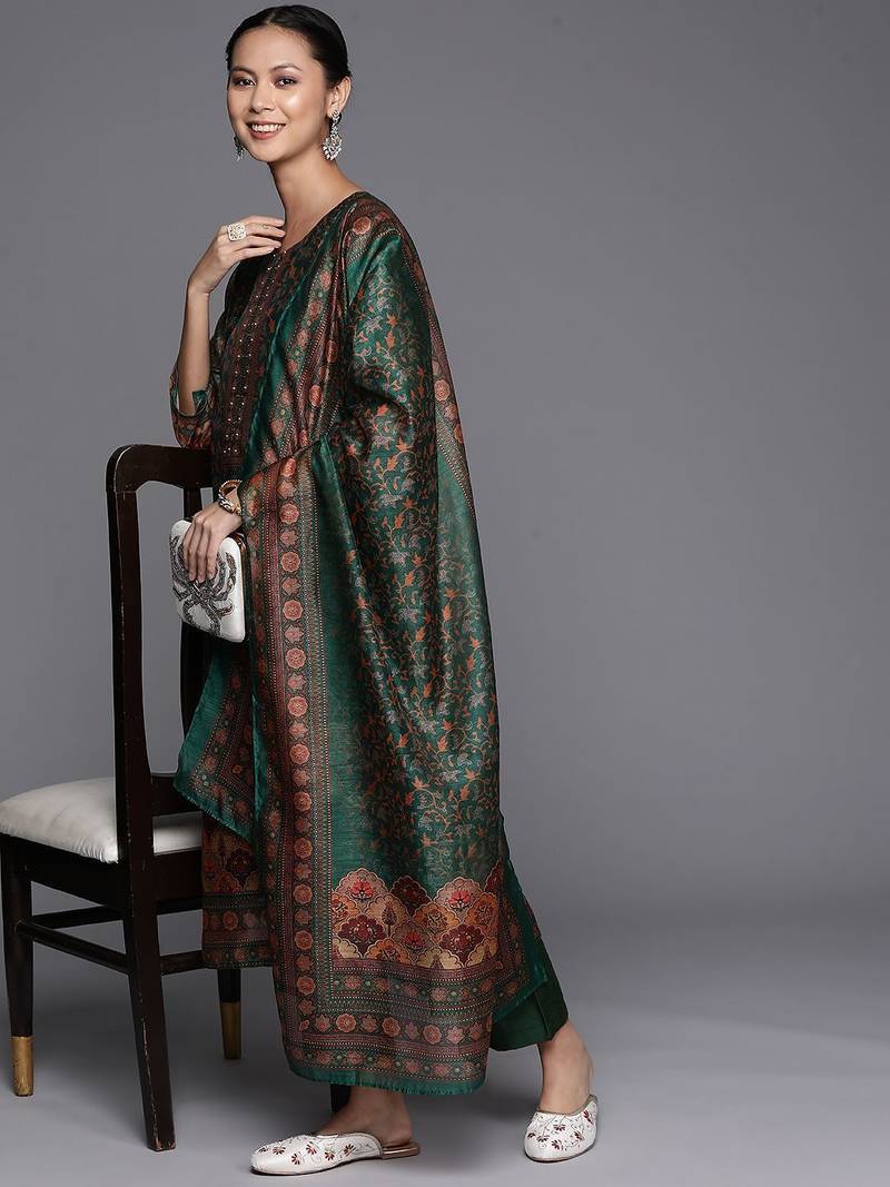 Ethnic Motifs Printed Sequinned Chanderi Cotton Kurta with Trousers & Dupatta