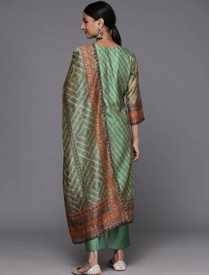 Women Leheriya Striped Gotta Patti Kurta with Trousers & Dupatta 6