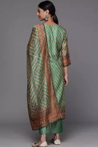 Women Leheriya Striped Gotta Patti Kurta with Trousers & Dupatta