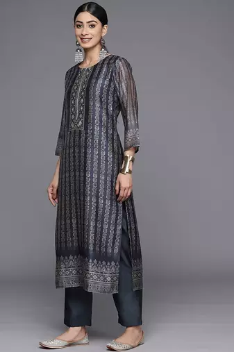 Women Printed Regular Sequinned Chanderi Silk Kurta with Trousers & With Dupatta