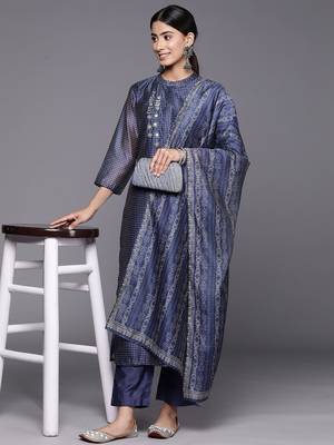 Bandhani Printed Regular Mirror Work Kurta with Trousers & With Dupatta 6