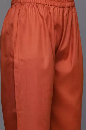 Women Floral Embroidered Gotta Patti Kurta with Trousers & With Dupatta