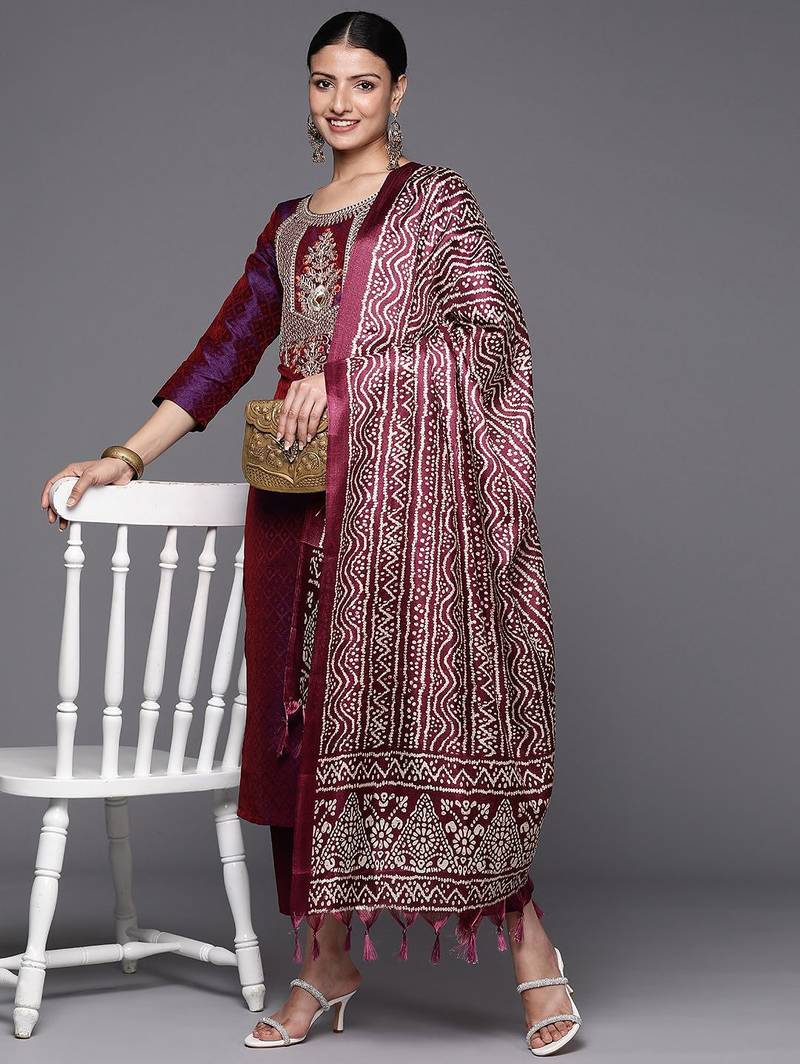 Floral Embroidered Gotta Patti Kurta with Trousers & With Dupatta
