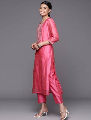 Women Pink Yoke Design Kurta with Trousers & With Dupatta 6