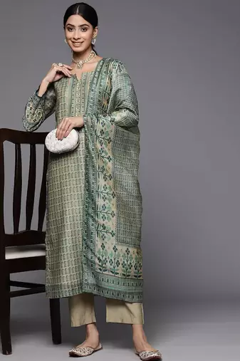Ethnic Motifs Printed Chanderi Silk Kurta With Trousers & With Dupatta