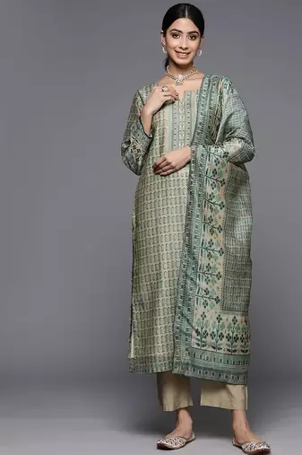 Ethnic Motifs Printed Chanderi Silk Kurta With Trousers & With Dupatta