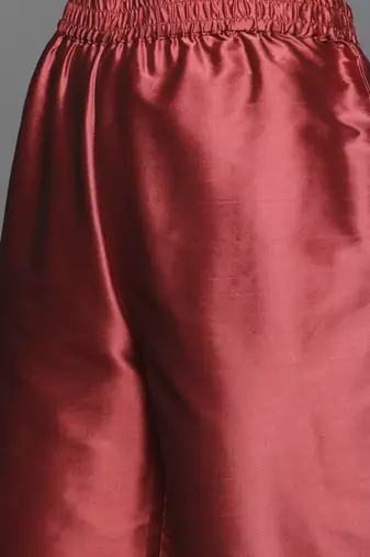 Women Sweetheart Neck Kurta With Trousers & Dupatta