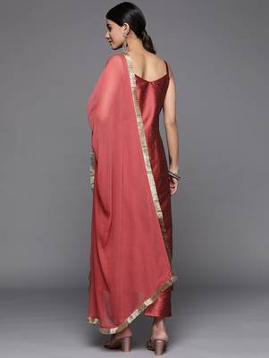 Women Sweetheart Neck Kurta With Trousers & Dupatta 7