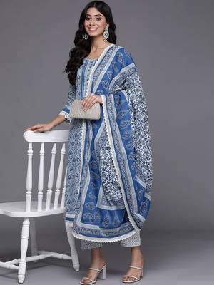 Women Blue & Grey Ethnic Printed Pure Cotton Kurta with Trousers & Dupatta 7