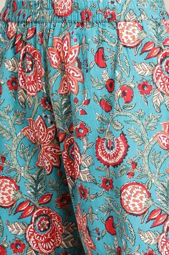 Women Blue Floral Printed Empire Pure Cotton Kurti with Sharara & With Dupatta