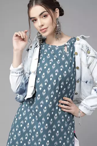 Women Blue Ethnic Motifs Printed Kurta with Trousers