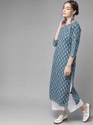 Women Blue Ethnic Motifs Printed Kurta with Trousers 4