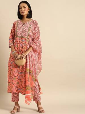 Women Multicoloured Printed Kurta with Trousers & Dupatta 7