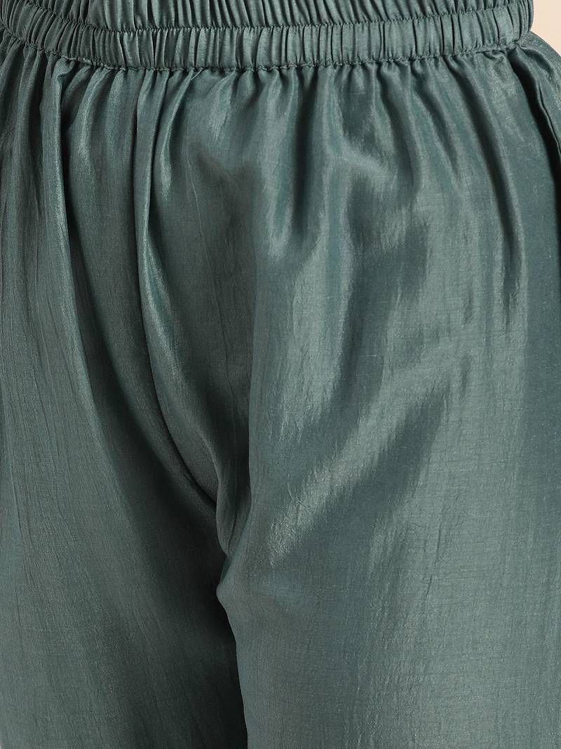 Women Teal Green Embroidered Kurta with Trousers