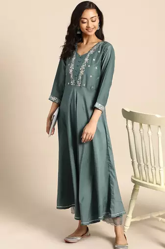 Women Teal Green Embroidered Kurta with Trousers