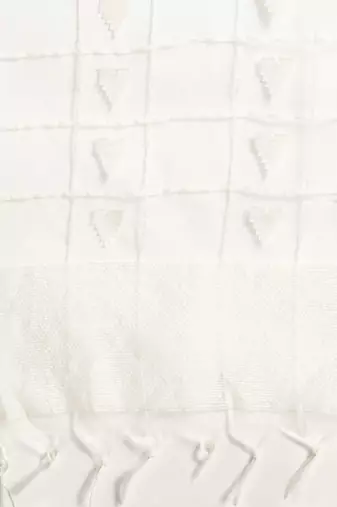 Women Rose & White Embroidered Kurta Set