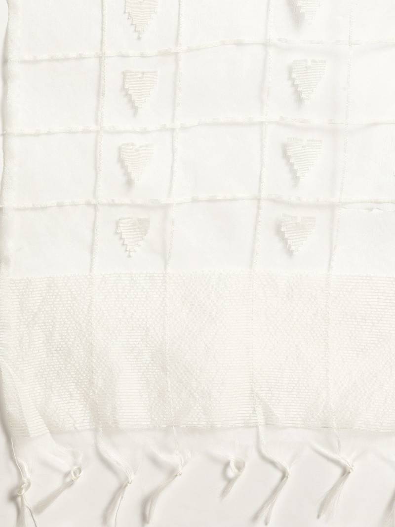 Women Rose & White Embroidered Kurta Set