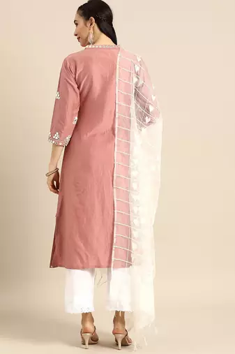 Women Rose & White Embroidered Kurta Set